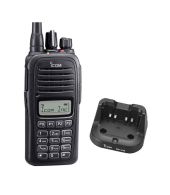 Icom IC-F1000T VHF IP67 5Watt portofoon met tafellader met display en toetsenbord